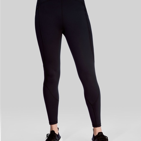 Barry’s Lululemon Rain Repellent HR Run Tight - Picture 3 of 6